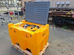 Online aukce:   NÁDRŽ S TANKOVACÍ PISTOLÍ A ČERPADLEM DTK 480