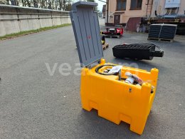 Online aukce:   KLAMER DTK 240 NÁDRŽ NA NAFTU S ČERPADLEM