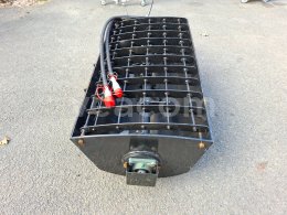 Online aukce:   ZVOX SU-CM57 MÍCHACÍ LOPATA PRO MINI NAKLADAČ