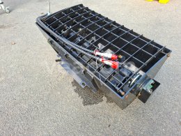 Online aukce:   ZVOX SU-CM57 MÍCHACÍ LOPATA PRO MINI NAKLADAČ