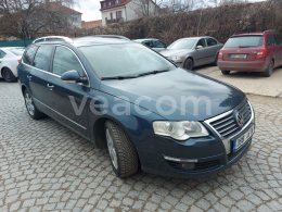 Online auction:   VW PASSAT VARIANT