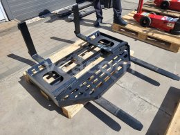 Online aukce:   SKID STEER FORK DHC 60"