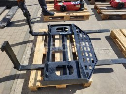 Online aukce:   SKID STEER FORK DHC 60"