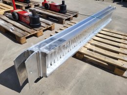 Online-Versteigerung:  DEFINITIVE CLM RAMPA