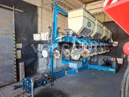 Online aukce: KINZE  3500 8R