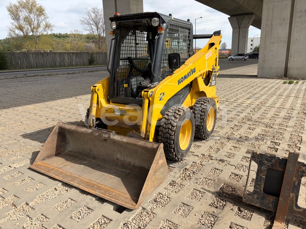 Aukcja internetowa: KOMATSU  SK 820 - 5E0 4X4