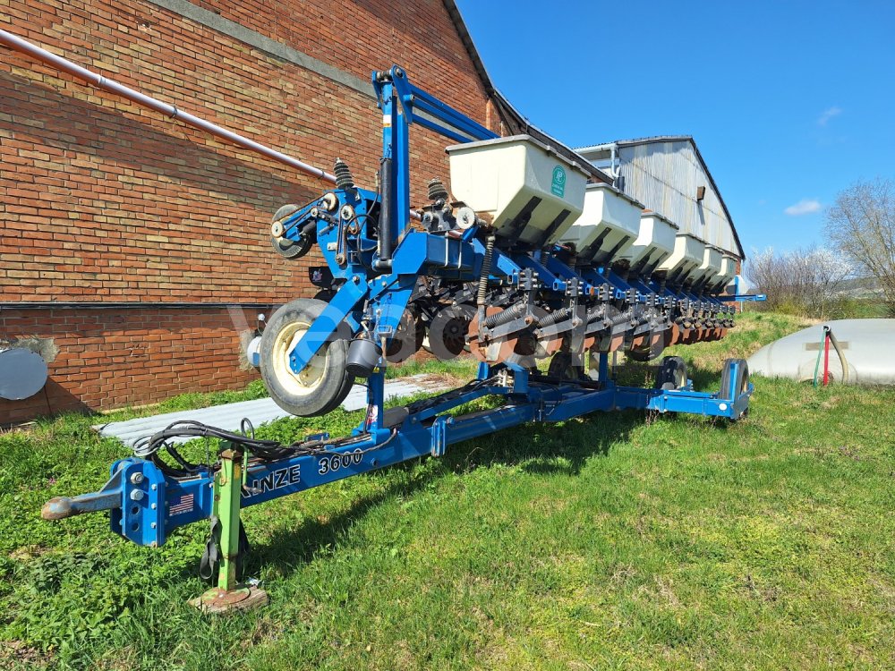 Интернет-аукцион: KINZE  3600
