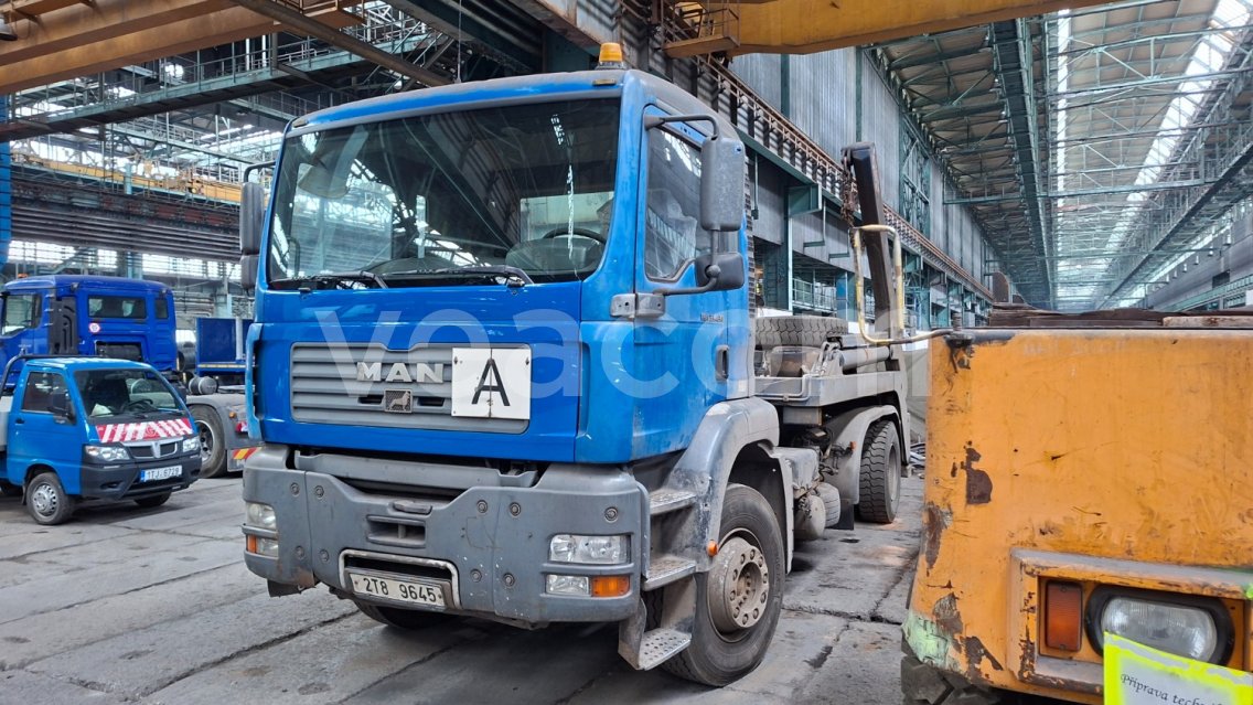 Online aukce: MAN  TGA 33.430 6X4 BB
