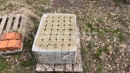 Online aukce:   BETONOVÉ PALISÁDY