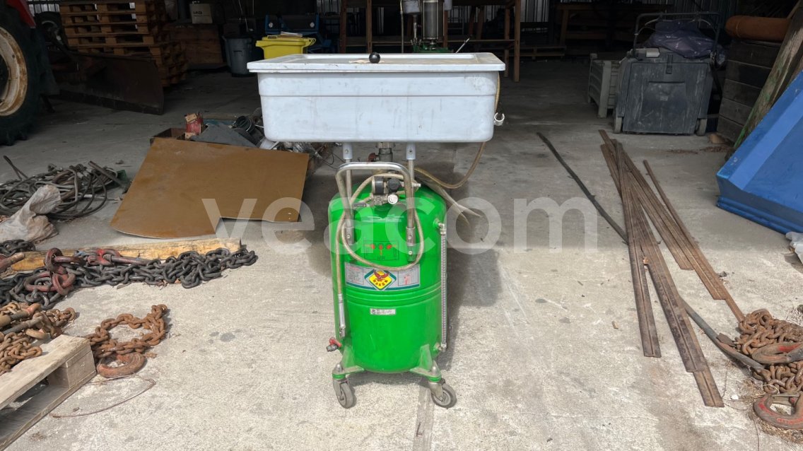 Online aukce:   RAASM VL65L - MOBILNÍ MYCÍ STŮL