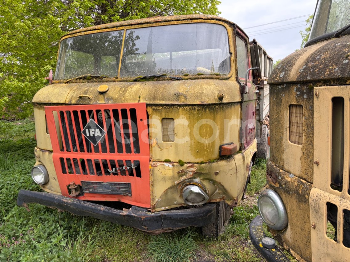Online aukce: IFA  W50