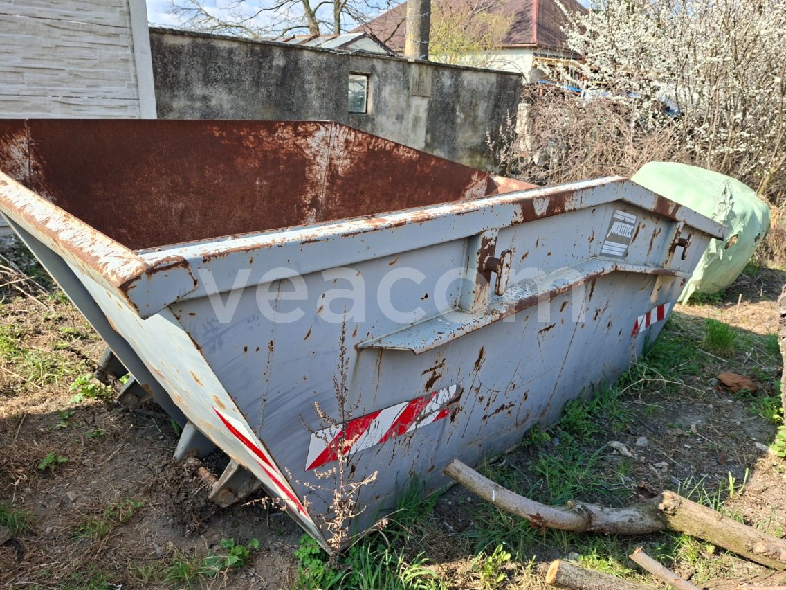 Online aukce:   KONTEJNER NA SUŤ