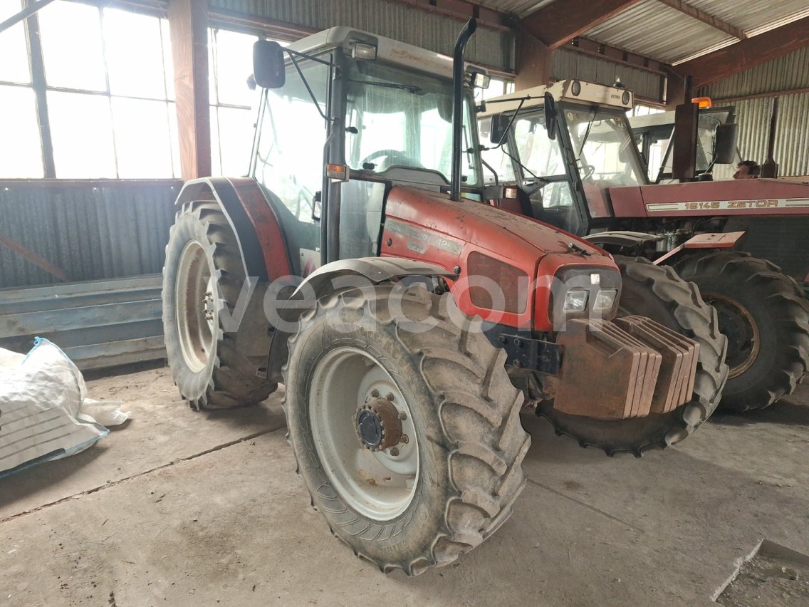 Online aukce: MASSEY FERGUSON  MF 4255 4X4