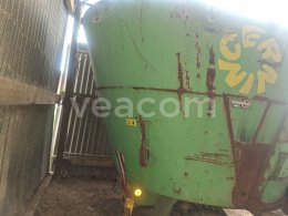 Online aukce:   CERNIN KRMNÝ VŮZ