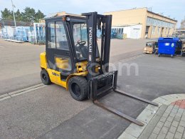 Online aukce: HYUNDAI  30 D-7E