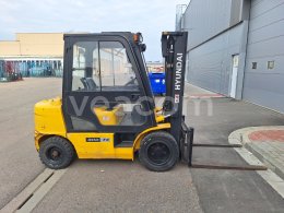 Online aukce: HYUNDAI  30 D-7E