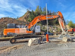 Online aukce: DOOSAN  DEVELON DX 420 LC