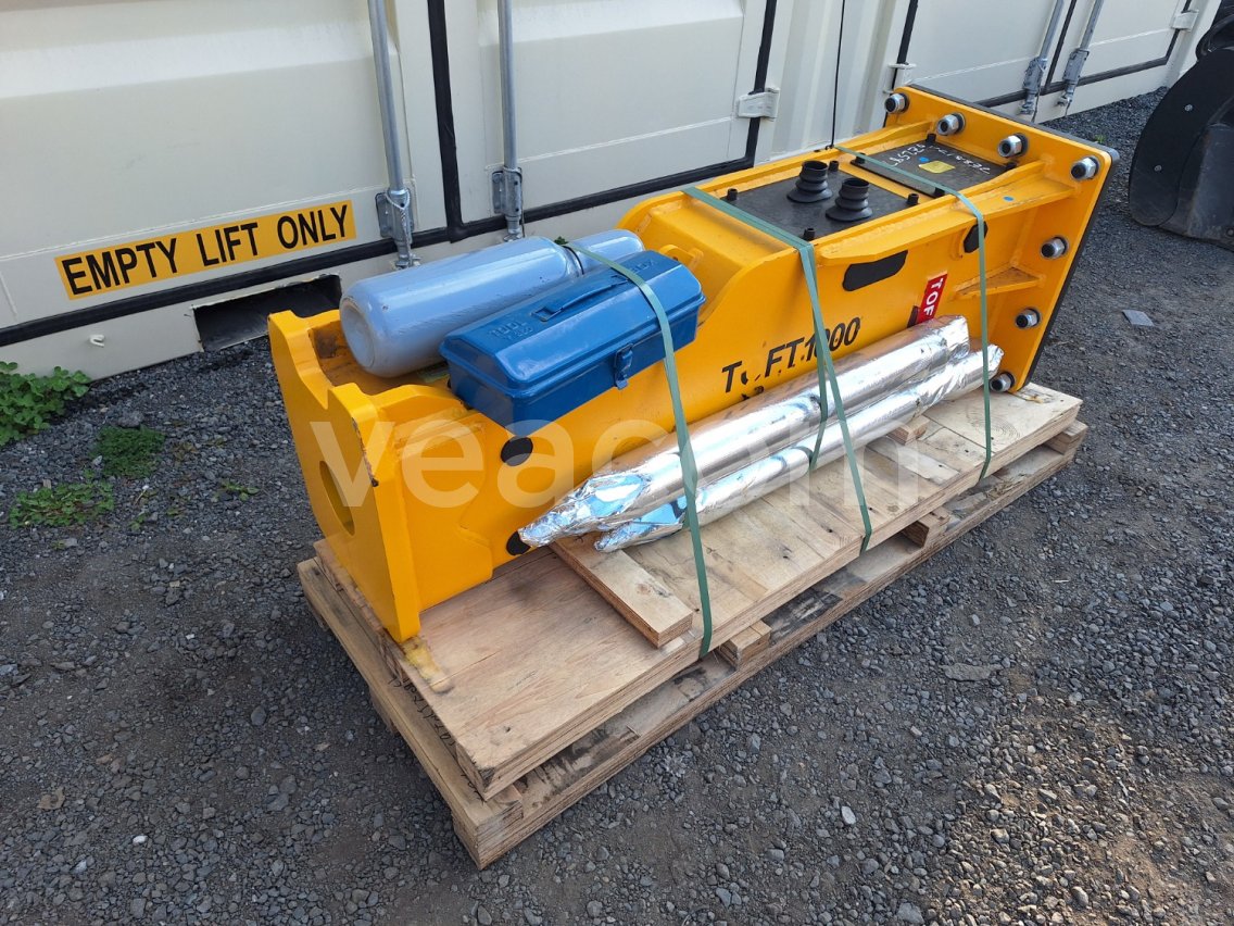 Online aukce:   TOFT1000