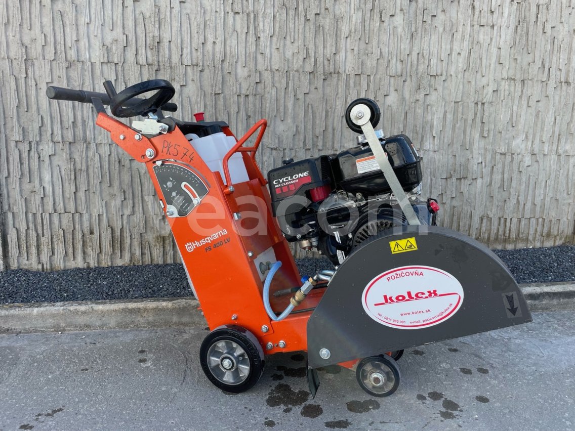 Online auction:   HUSQVARNA FS 400 LV