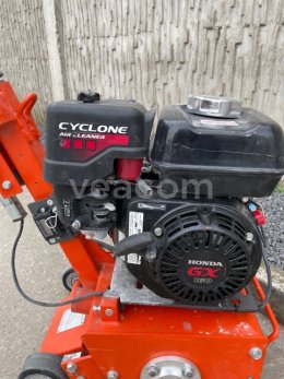 Aukcja internetowa:   HUSQVARNA CG200