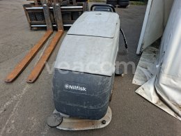 Online aukce:   NILFISK - ČISTÍCÍ STROJ