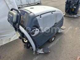 Online aukce:   NILFISK - ČISTÍCÍ STROJ