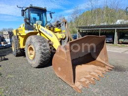 Online aukce: NEW HOLLAND  W 271 4X4