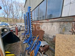 Online aukce:   MZA 28-01 - ZVEDÁKY SADA