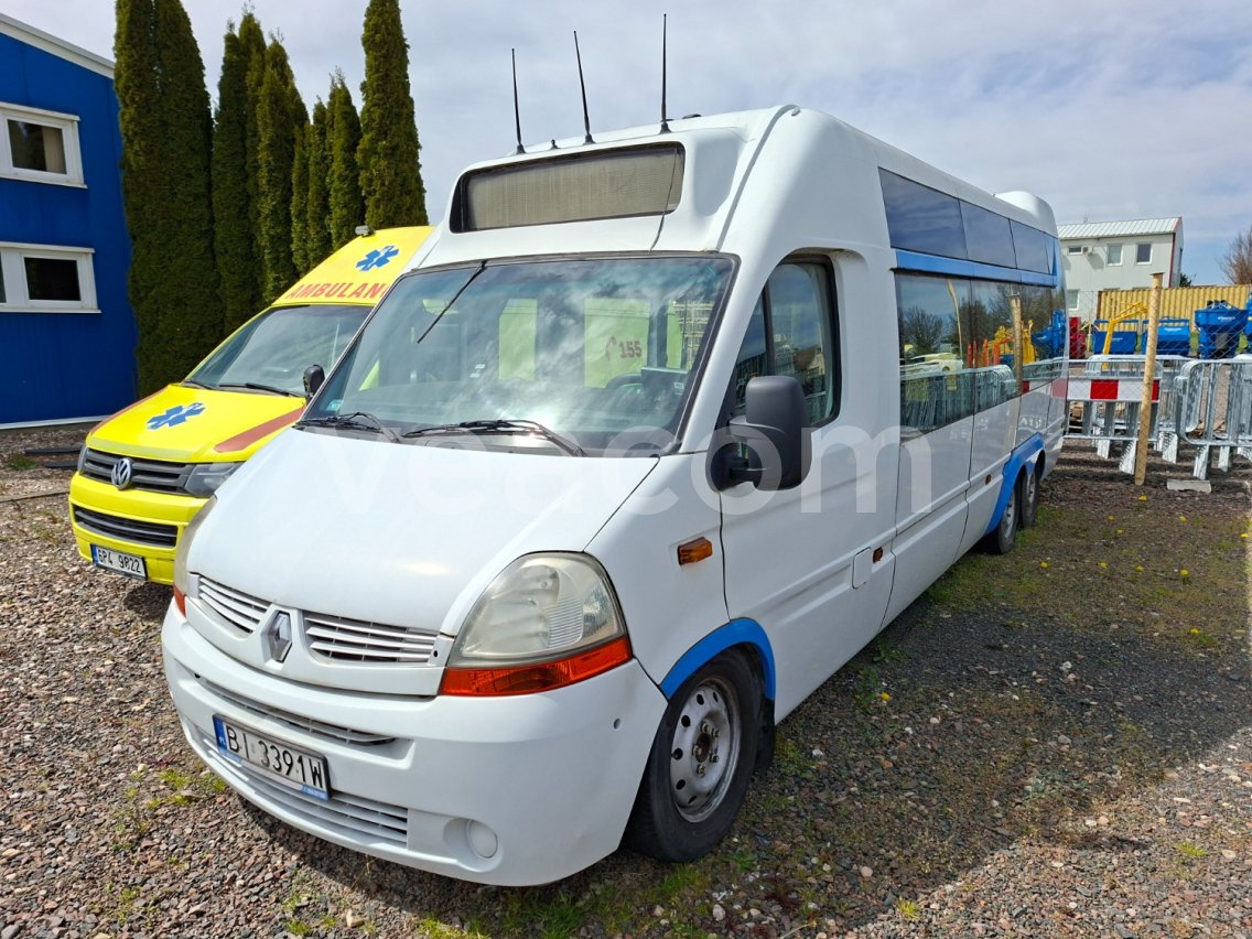 Online aukce: RENAULT  COMAN MAXI RIDER