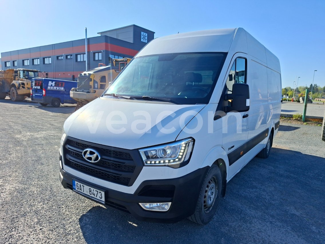 Online aukce: HYUNDAI  H 350