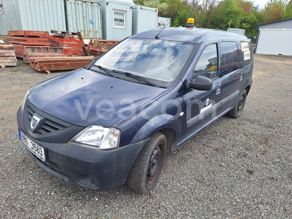 Aukcja internetowa: DACIA  LOGAN