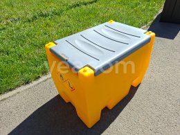 Online aukce:   KLAMEL DTK- 240 TANKOVACÍ NÁDRŽ S ČERPADLEM