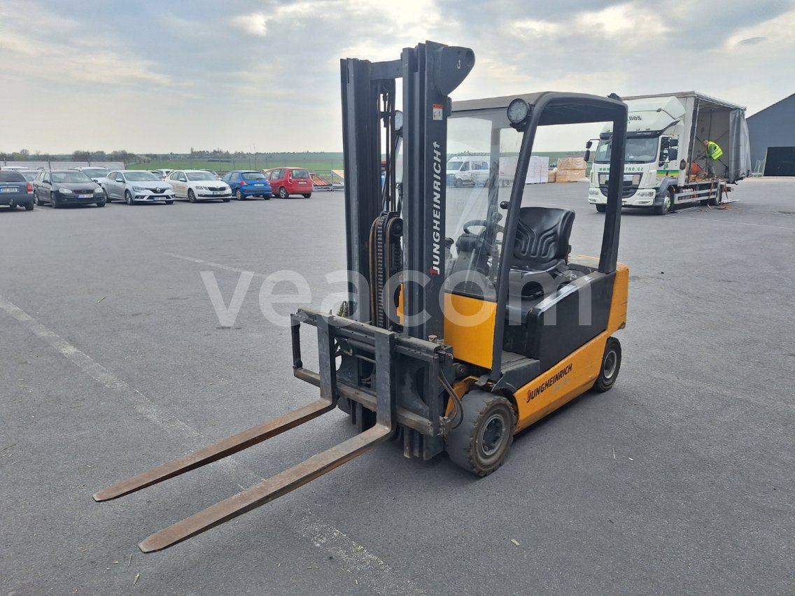 Online aukce: JUNGHEINRICH  EFG 316