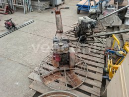Online aukce:   HLADIČKA BETONU PRŮMĚR 90CM