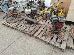 Online aukce:   HLADIČKA BETONU PRŮMĚR 90CM