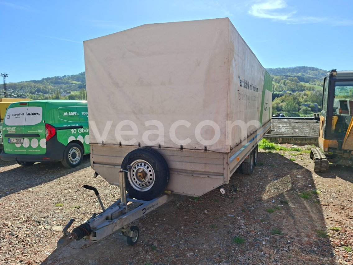 Online aukce: RYDWAN  B2600