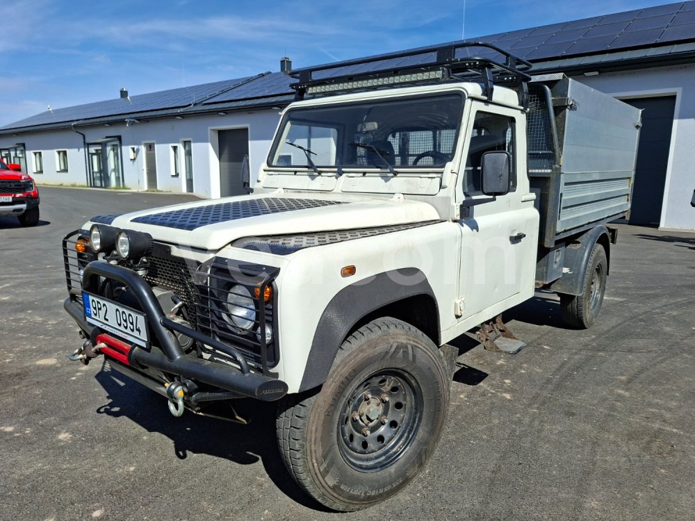 Online-Versteigerung: LAND ROVER  DEFENDER