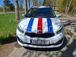 Online aukce: KIA  CEED
