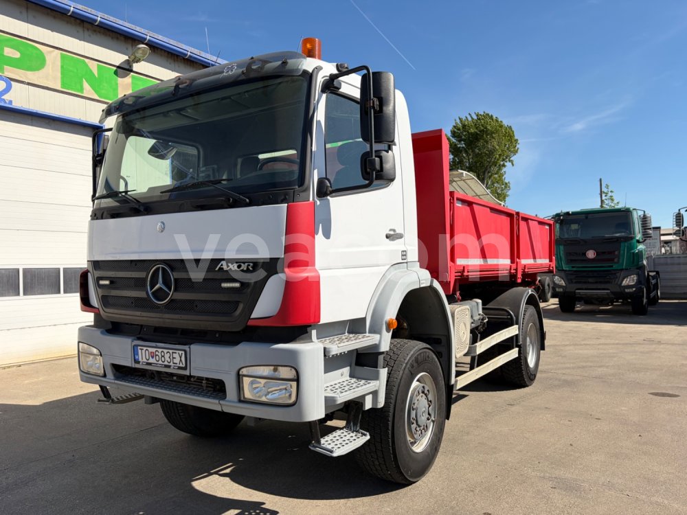 Online-Versteigerung: MERCEDES-BENZ  AXOR 1828 4X4