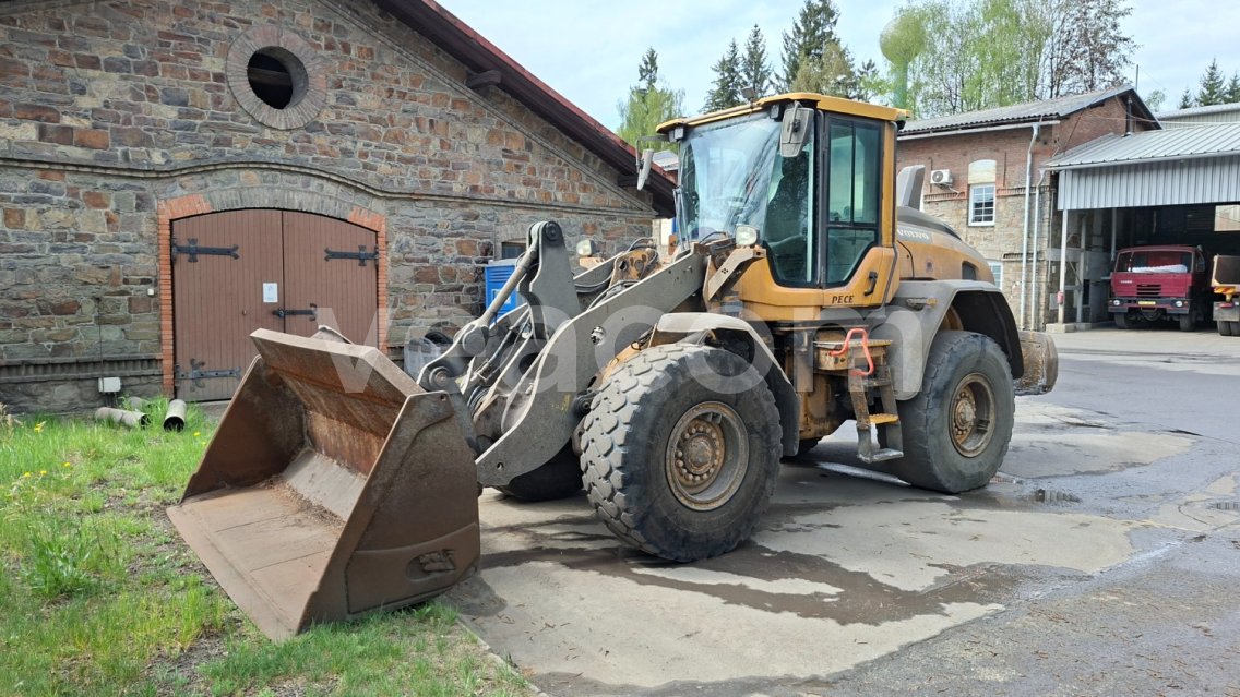 Online aukce: VOLVO  L 70 H 4X4