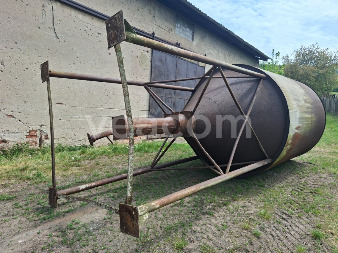 Online aukce:   SILO