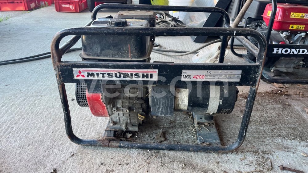 Online aukce:  MITSUBISHI MGK 4200