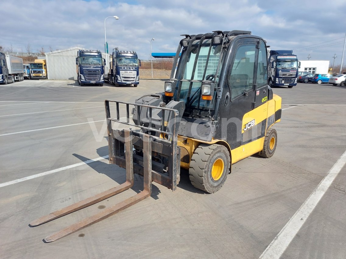 Online aukce: JCB  35DTCR