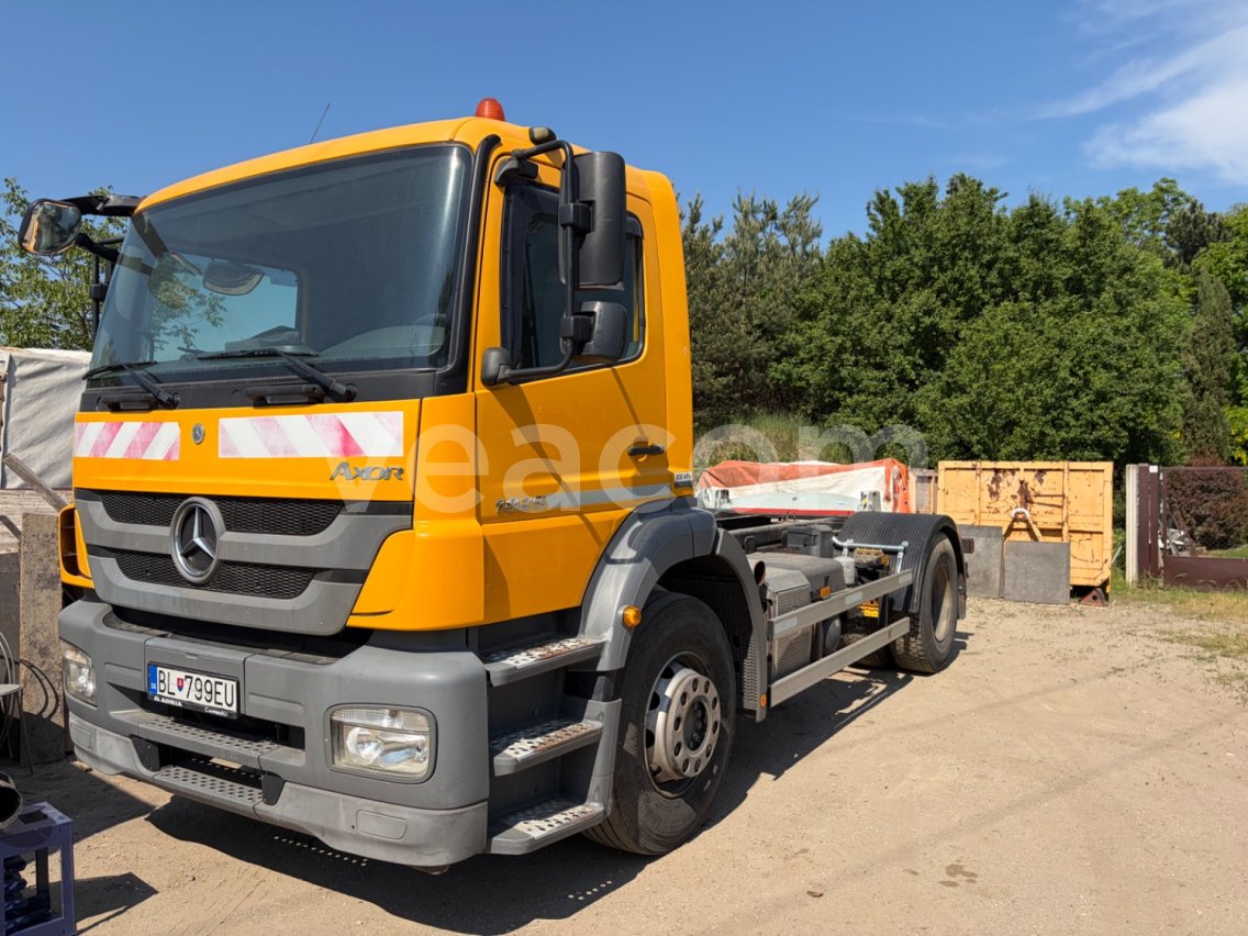 Online aukce: MB  AXOR 1829