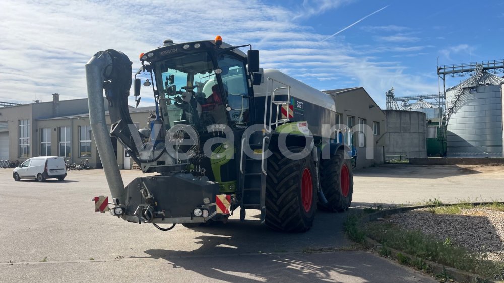 Online auction: CLAAS  XERION 783 4X4
