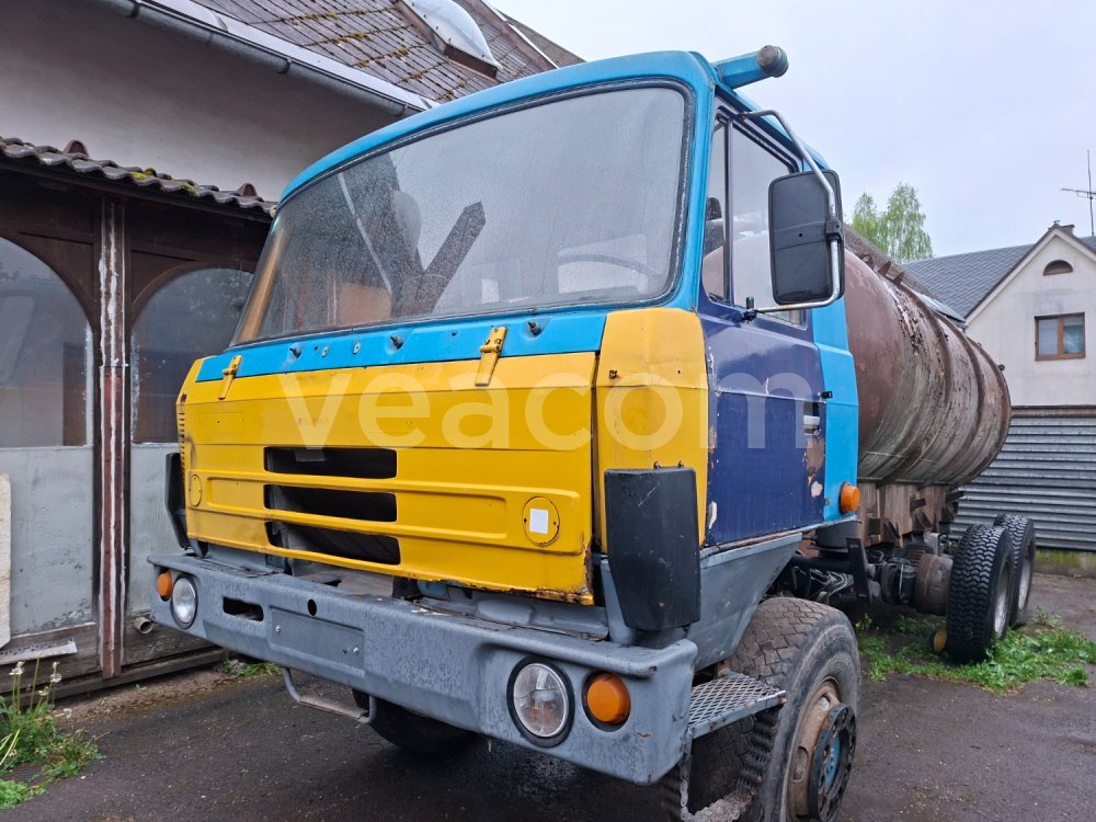 Online auction: TATRA  T 815 -  ČÁSTEČNĚ VYBAVENÁ KABINA