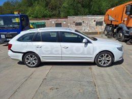 Online aukce: ŠKODA  SUPERB