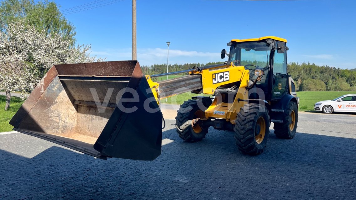 Online aukce: JCB  TM 220 4X4