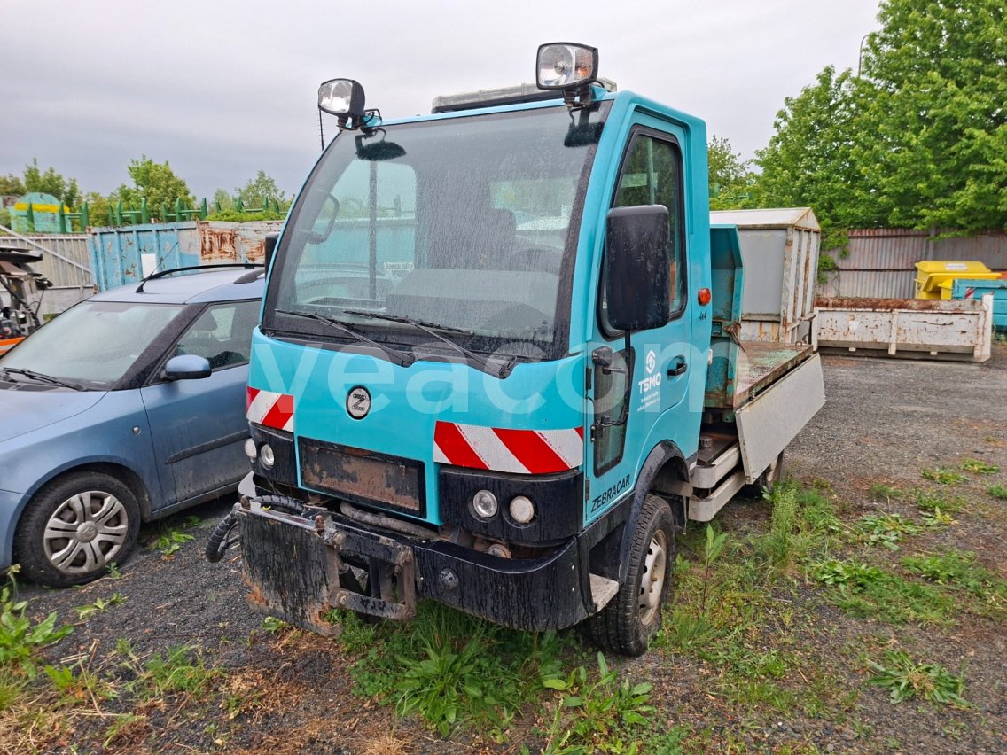 Online aukce: ZEBRA  SP-ZEBRA 4X4