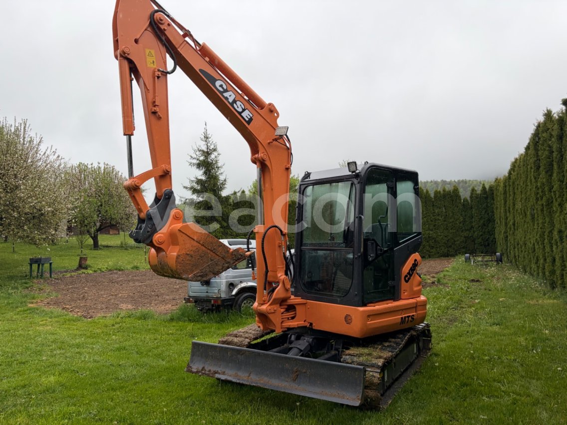 Online auction: CASE  CX 58 C